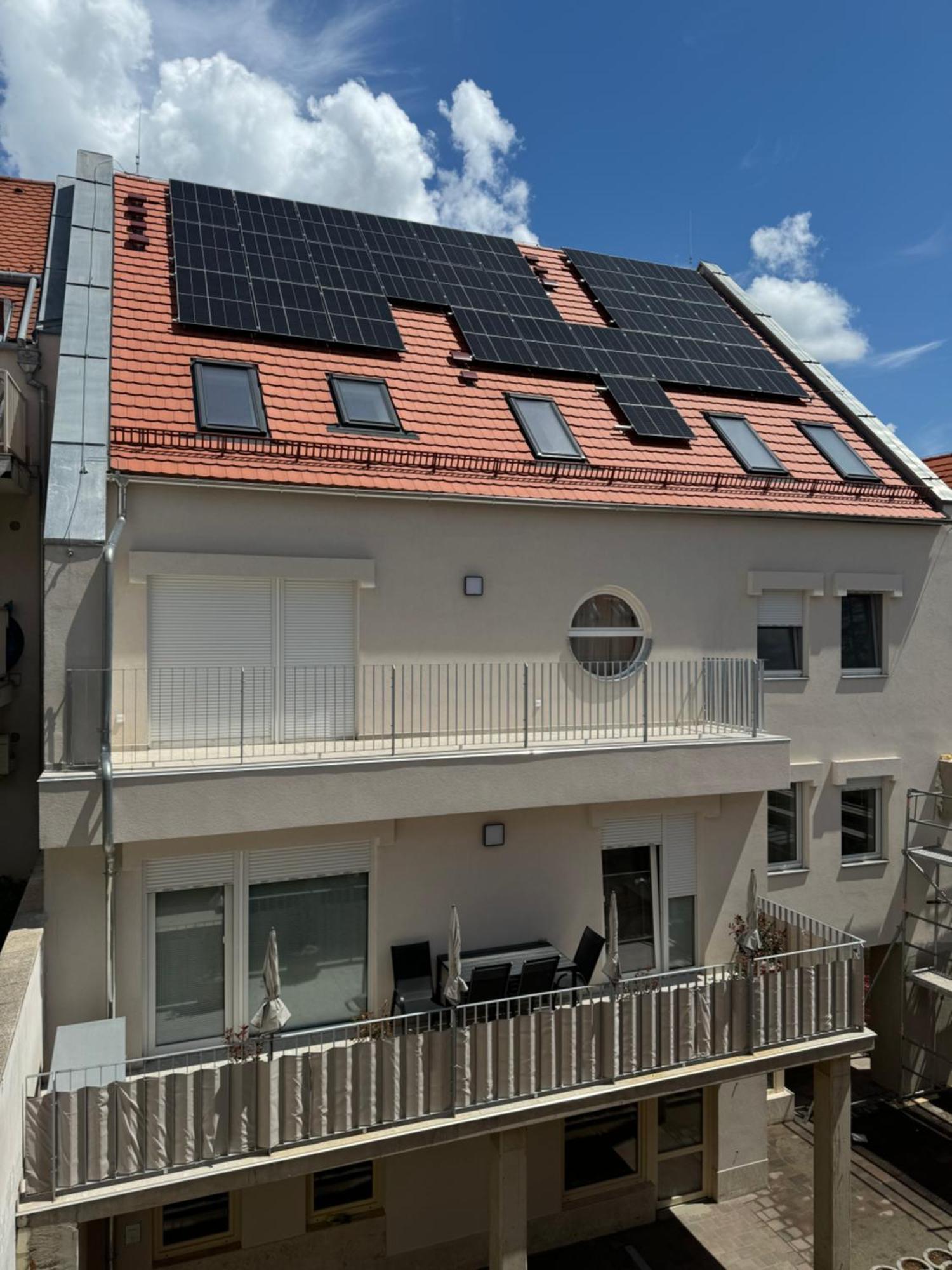 Hello 5C Apartman - Печ Экстерьер фото