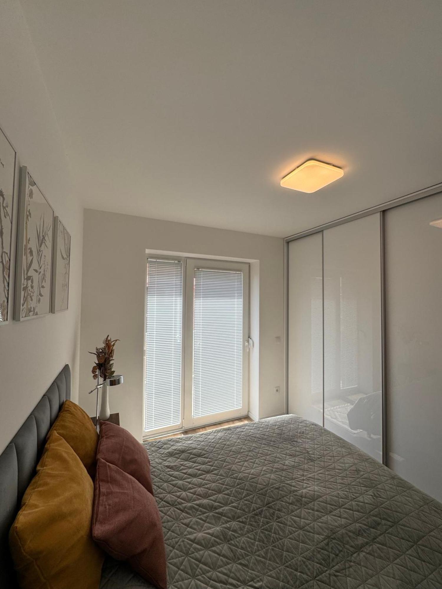 Hello 5C Apartman - Печ Экстерьер фото