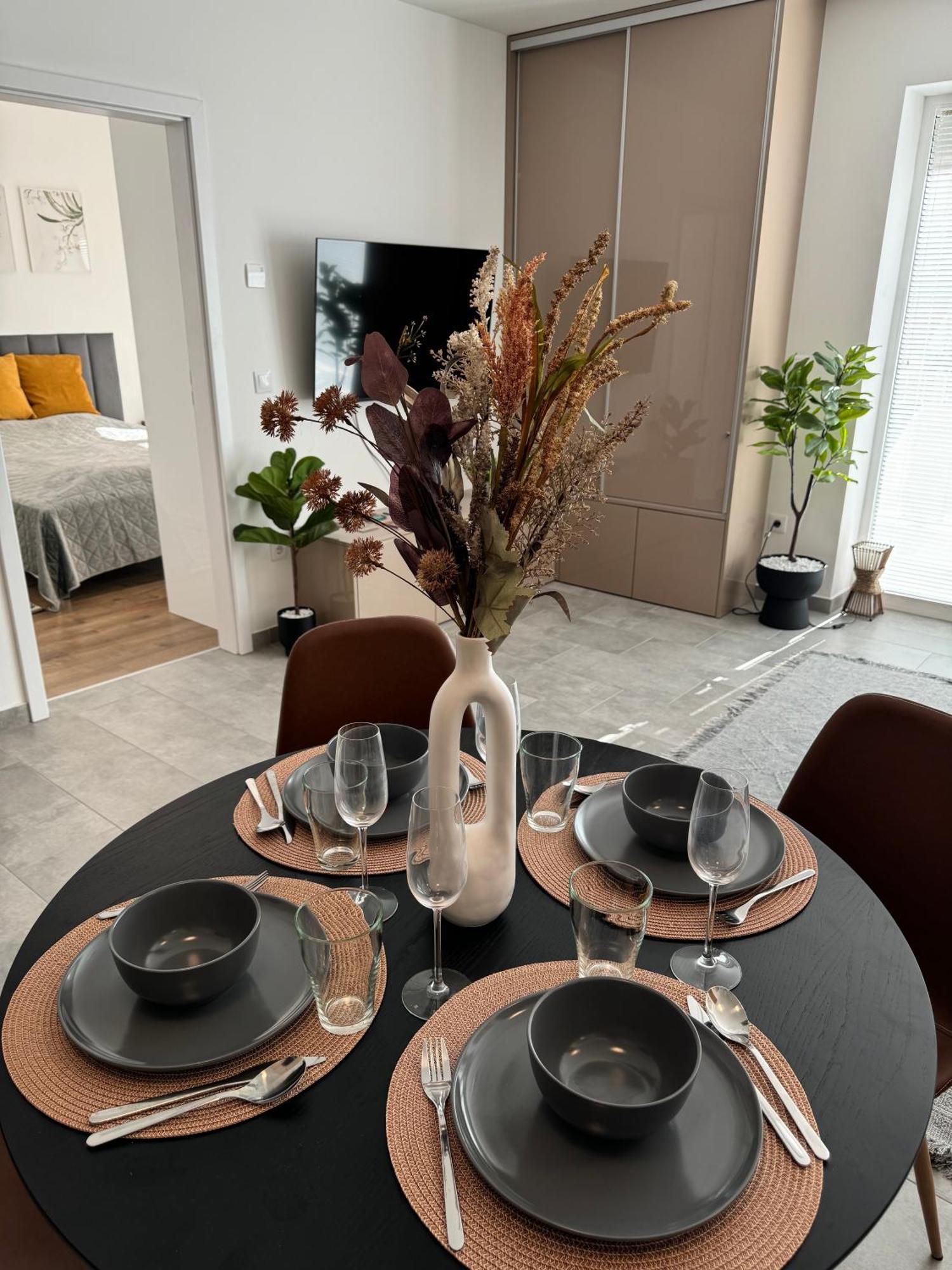 Hello 5C Apartman - Печ Экстерьер фото