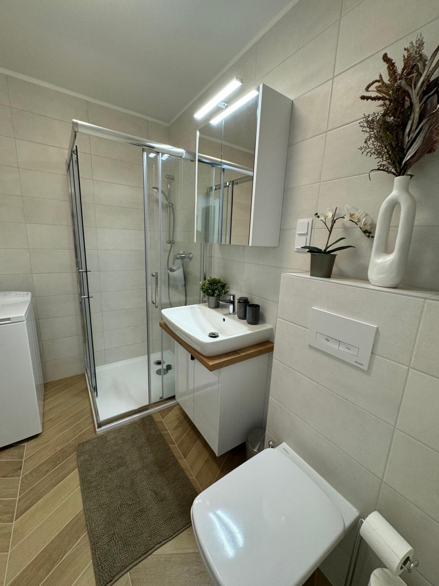 Hello 5C Apartman - Печ Экстерьер фото